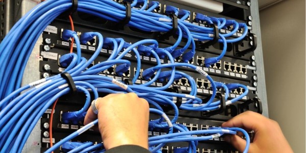 動(dòng)環(huán)監(jiān)控系統(tǒng)安裝方法