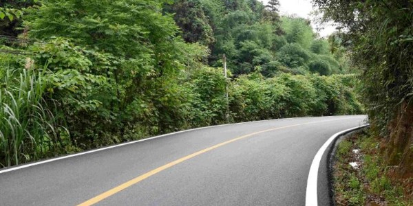 公路隧道綜合監(jiān)控系統(tǒng)，實(shí)時(shí)監(jiān)測道路情況